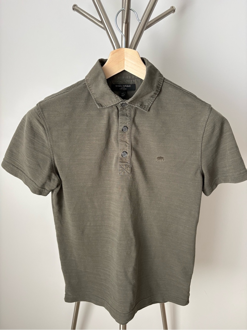 Banana Republic Men's Olive Green Polo Shirt